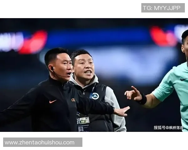 中超收官战前瞻：深圳新鹏城vs成都蓉城， 陈涛 “点铁成金”盼逆袭