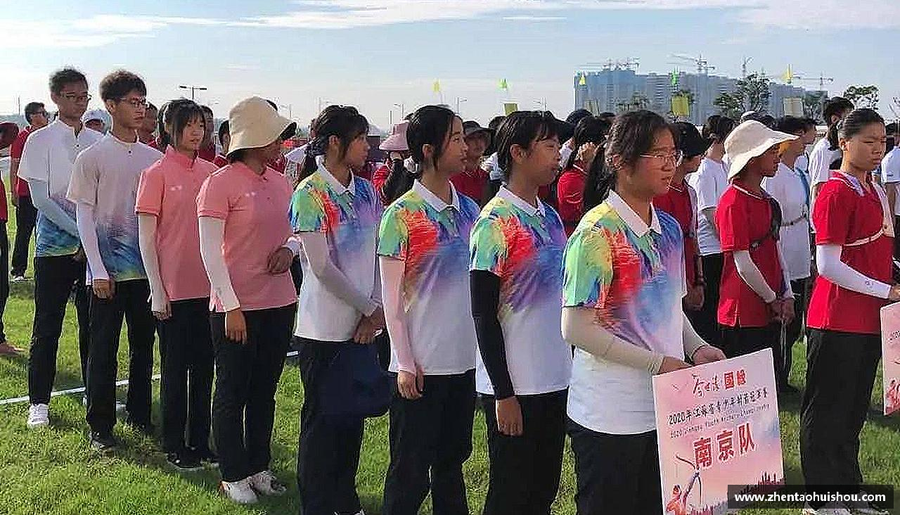 坚韧不拔，夺取荣耀！